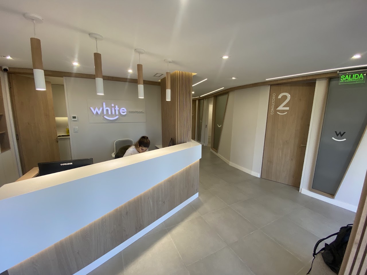 Recepción de White Odontología